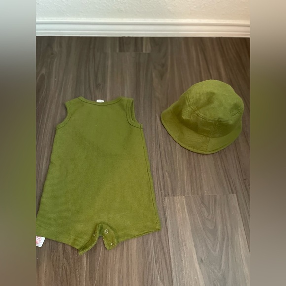 Pl Baby Green Sleeveless Kids Romper with Backet Hat size 6M - Picture 3 of 4